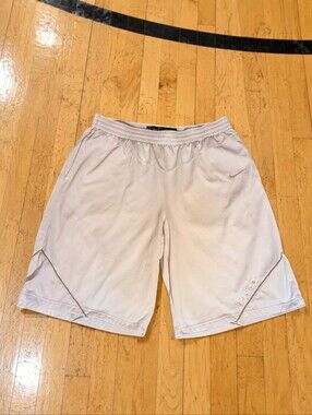 Vintage  Nike Basketball force White bronze fit dry jersey mesh Shorts Sz xxl